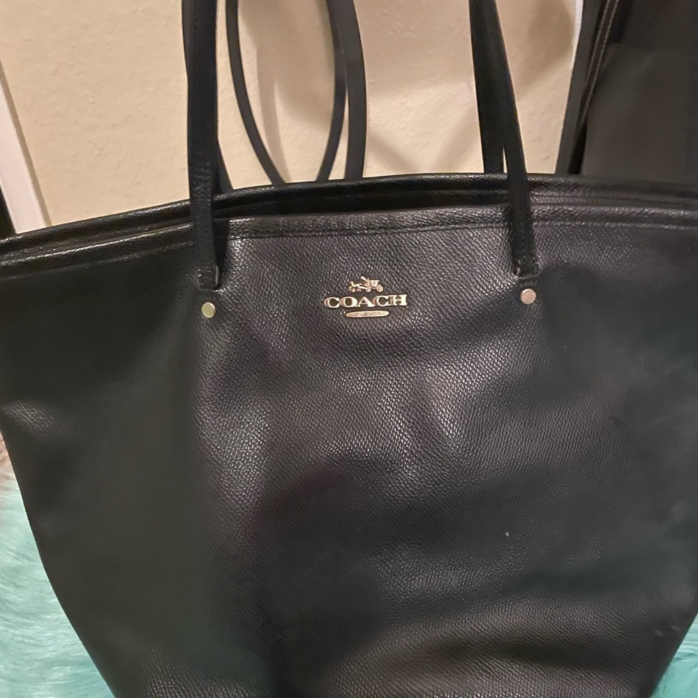 ••••••SOLD••••••.  Coach